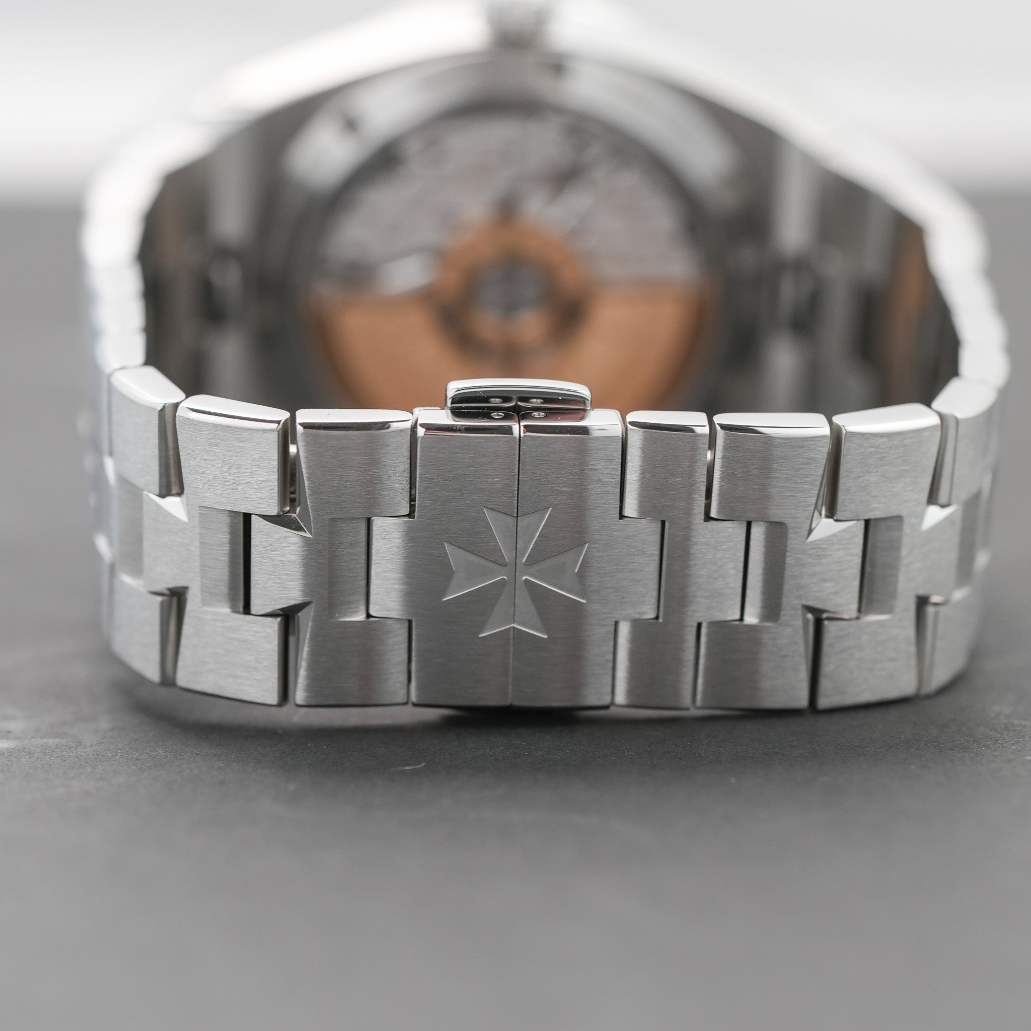 Vacheron Constantin Overseas 41mm Date Blue Full Set clasp