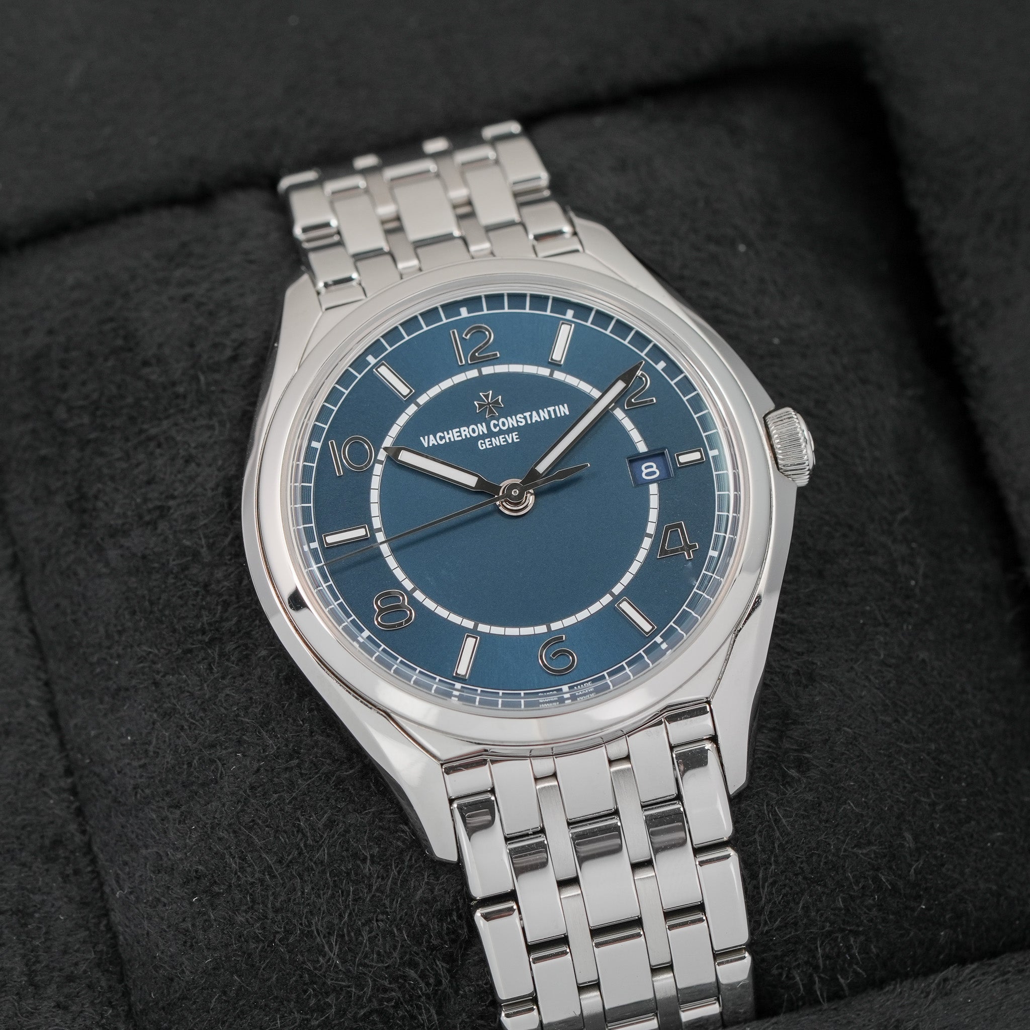 Vacheron Constantin FiftySix Date Blue Full Set dial 2