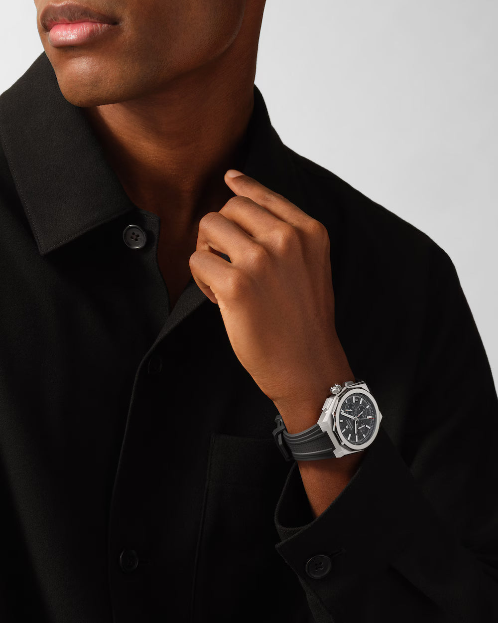 Zenith Defy Skyline Chronograph Black 42mm 03.9500.3600/21.I001 model wrist shot