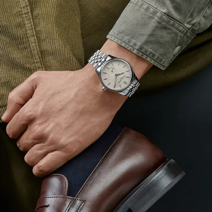 Frederique Constant Classics Index Automatic Beige 39 mm FC530CR3B6B model wrist shot
