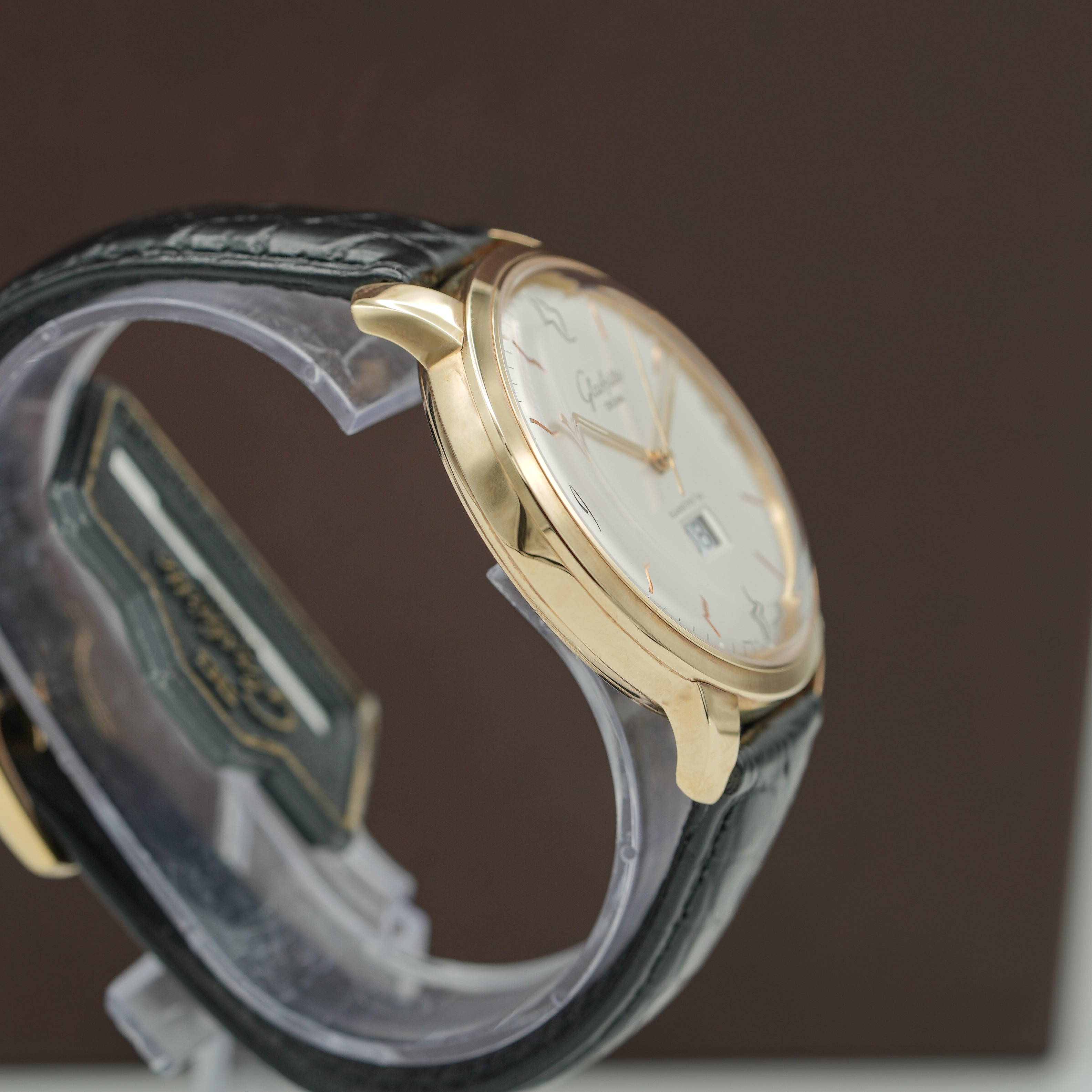 SALE | Glashütte Original 2-39-47-01-01-04 Sixties Panorama Date Watch