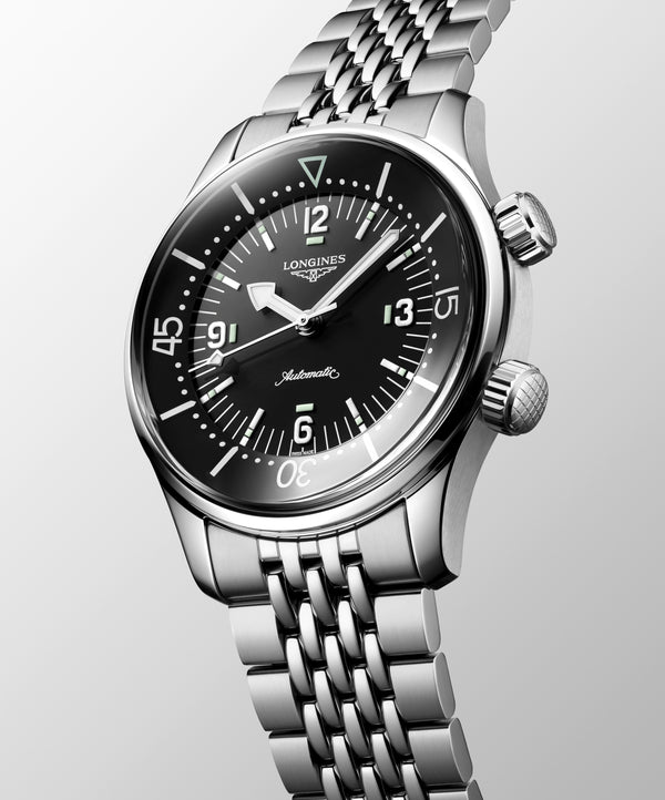 Legend Diver 39mm Black dial on Stainless steel bracelet