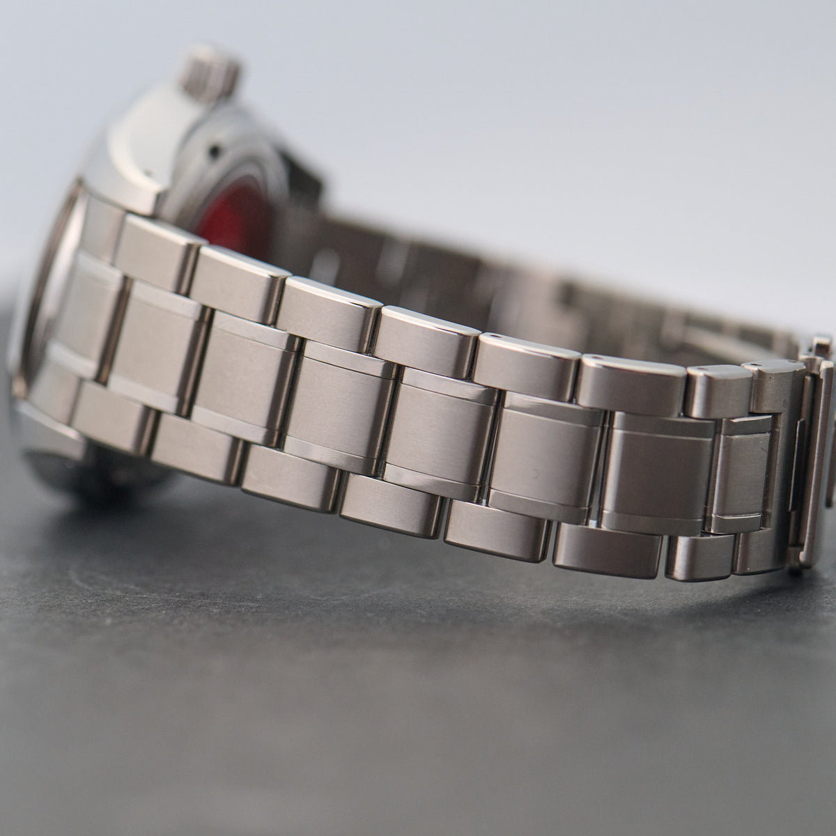 Grand Seiko Red Snowflake AJHH Limited Edition SBGA421 bracelet 2