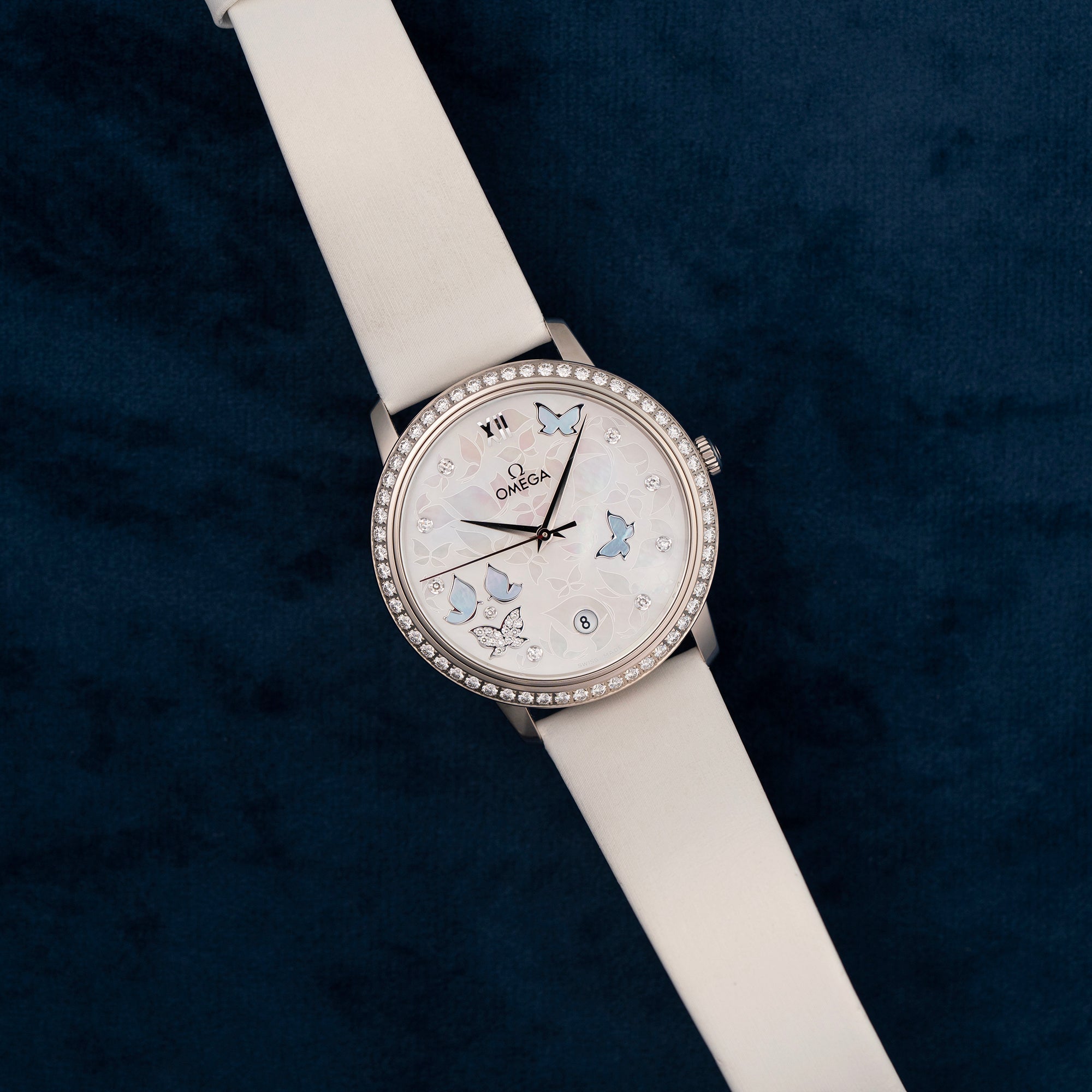 Omega DeVille Prestige Ladies Mother of Pearl Butterfly 42457372055002 dial 2