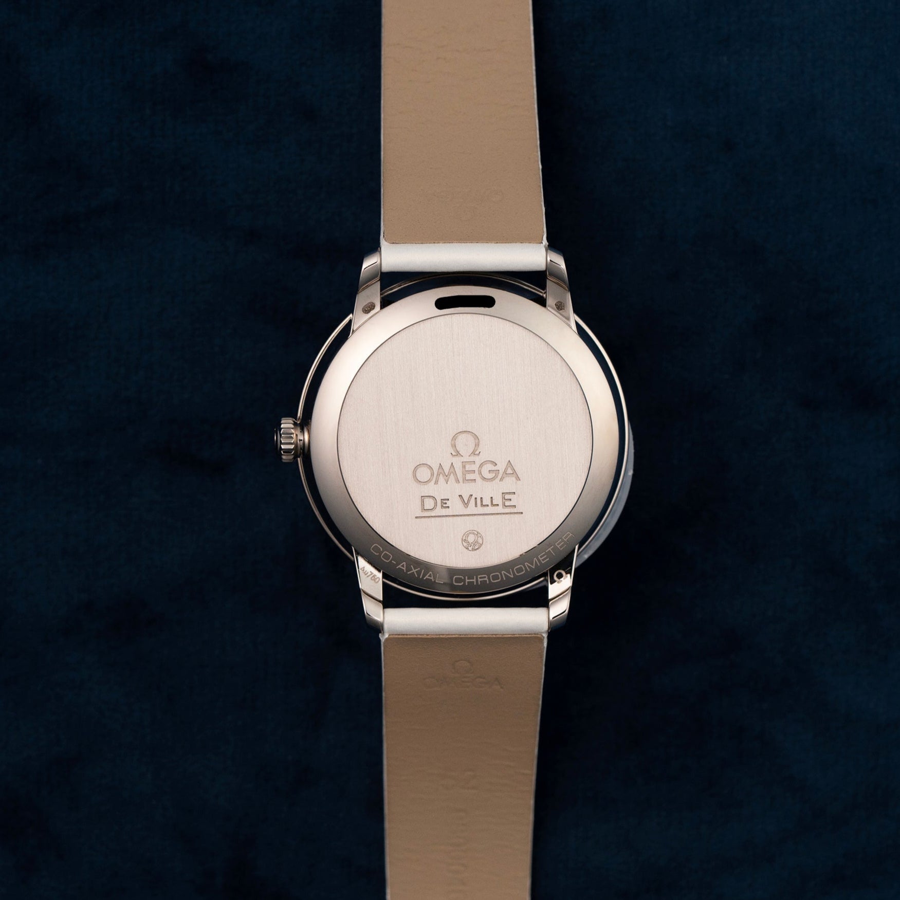 Omega DeVille Prestige Mother of Pearl Butterfly Dial Diamonds 42457332055001 caseback