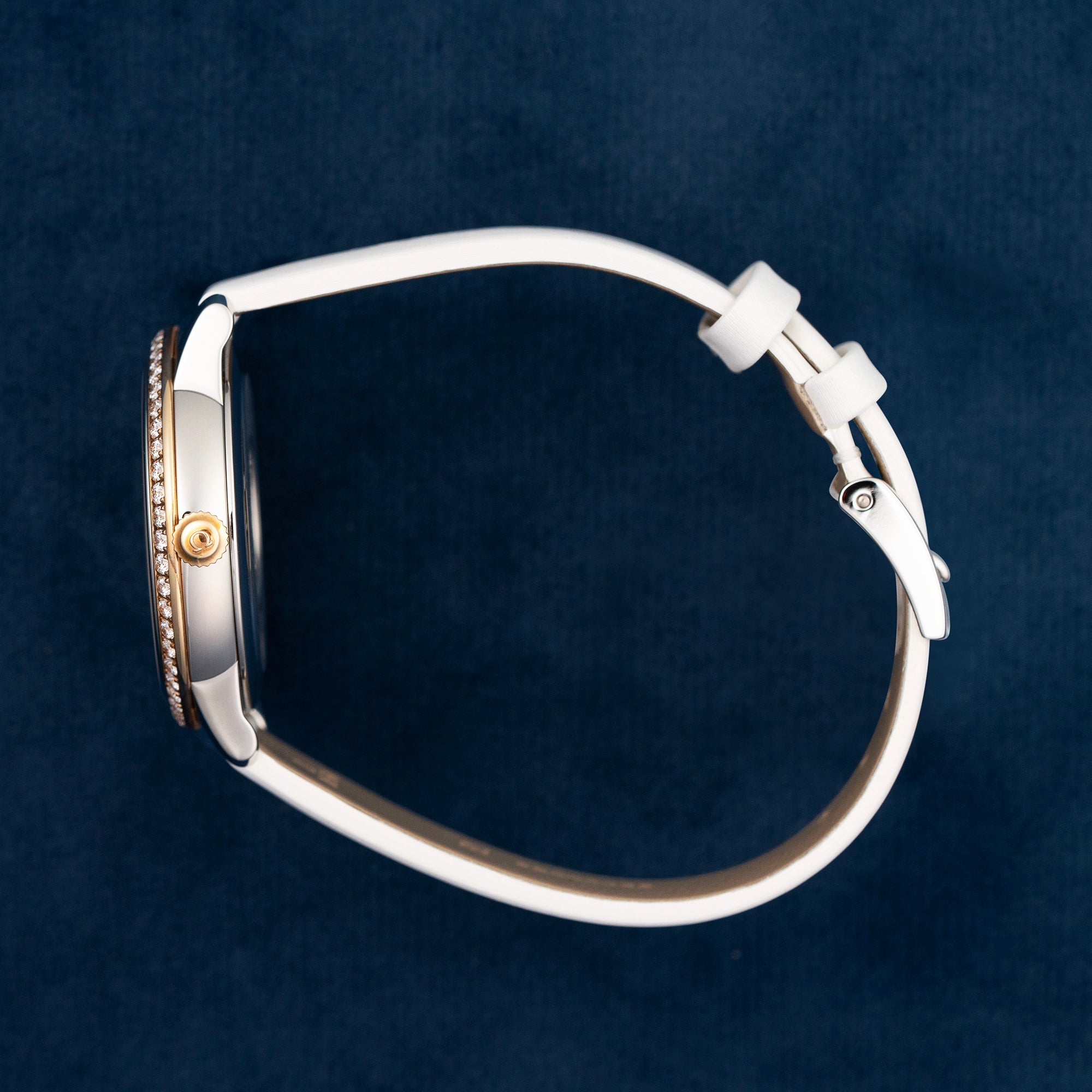 Omega De Ville Prestige Butterfly Quartz 32.7mm 42427336058001 crown