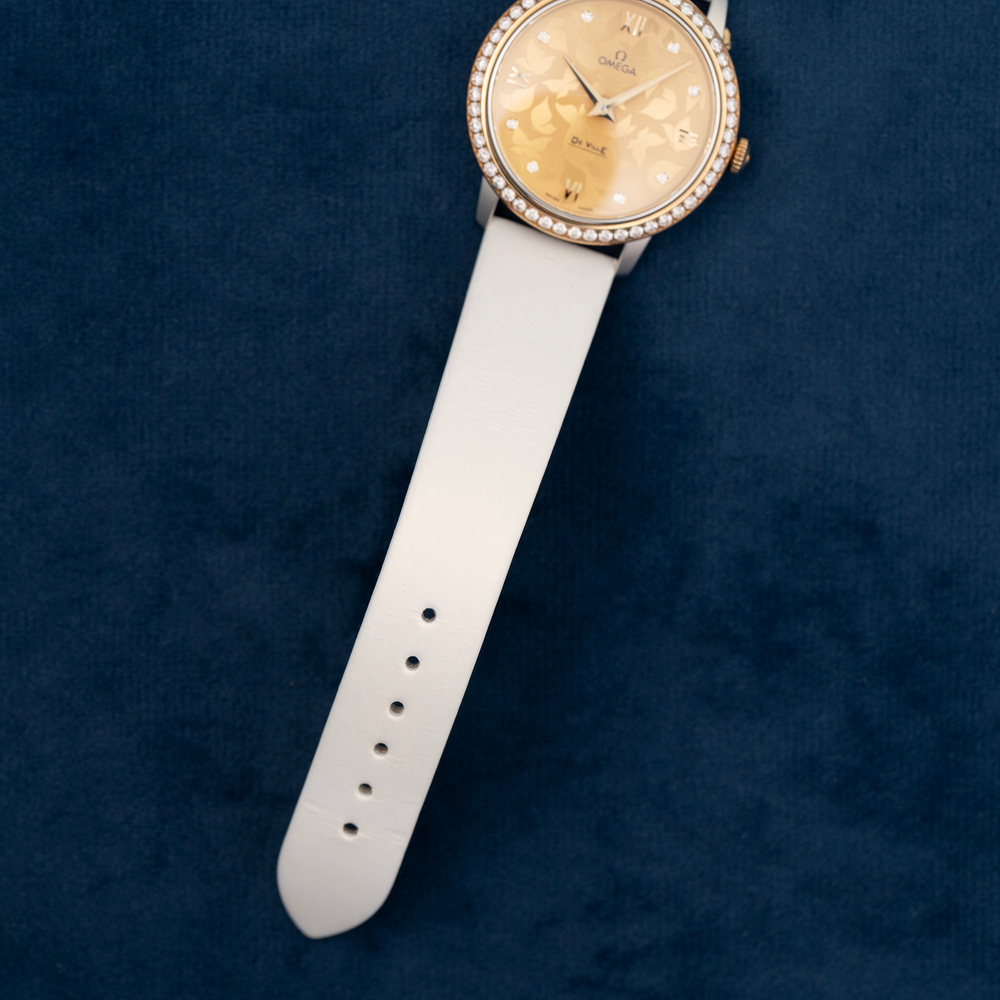 Omega De Ville Prestige Butterfly Quartz 32.7mm 42427336058001 strap 2