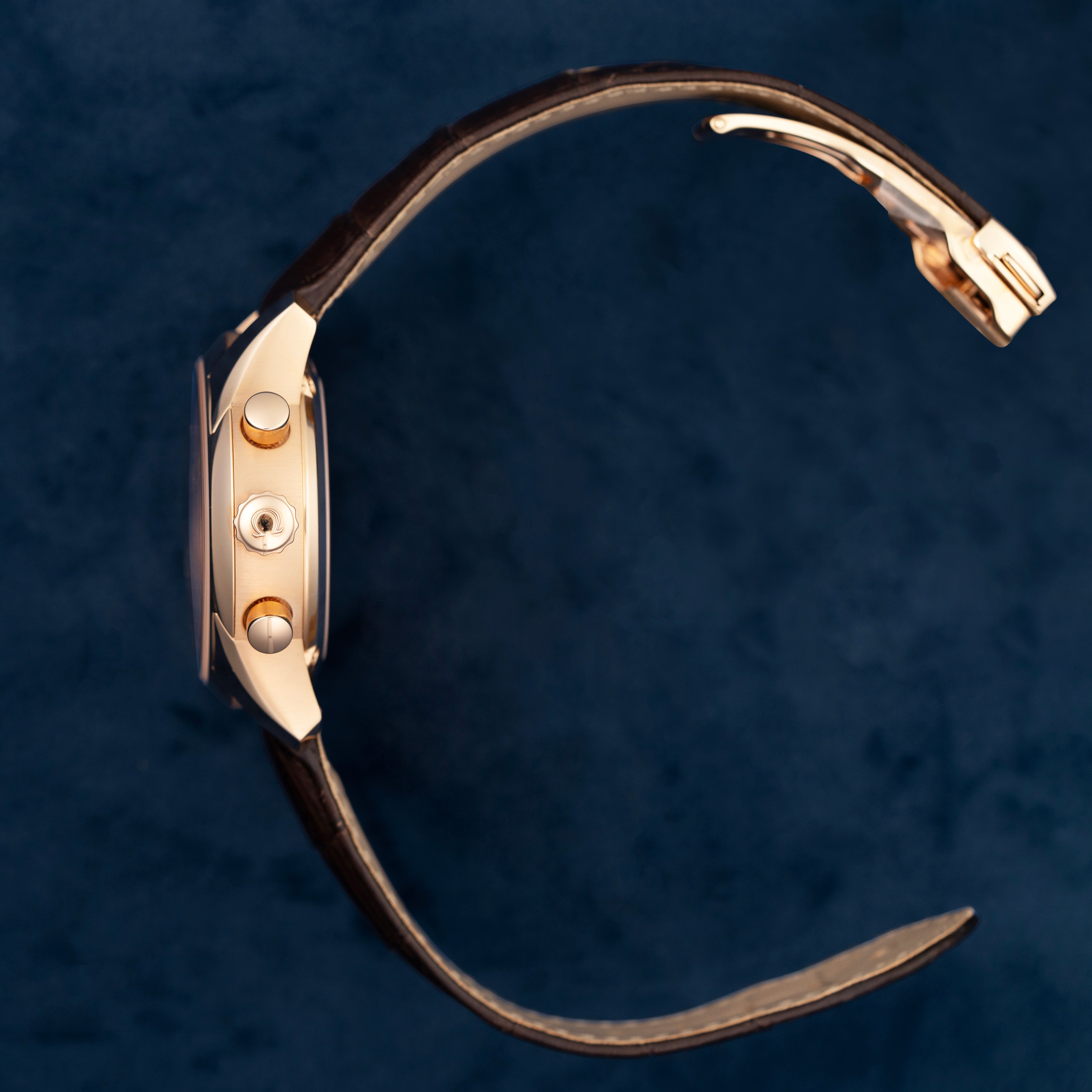 Omega Deville Chronograph Rose Gold 43153425102001 crown