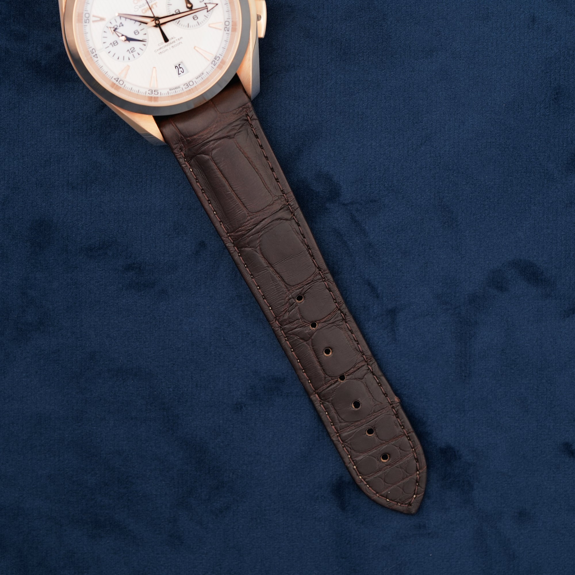 Omega Seamaster Aqua Terra GMT Chronograph 43mm 23153435202001 strap 2