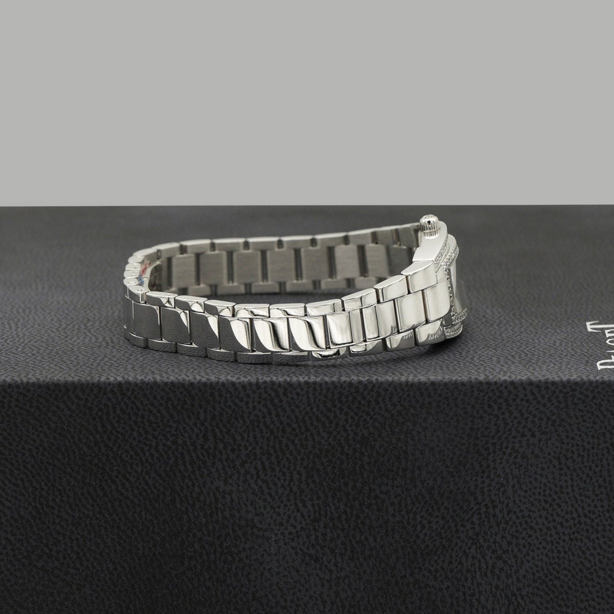 Piaget Limelight Tonneau Shape Bracelet Watch G0A29129b bracelet top