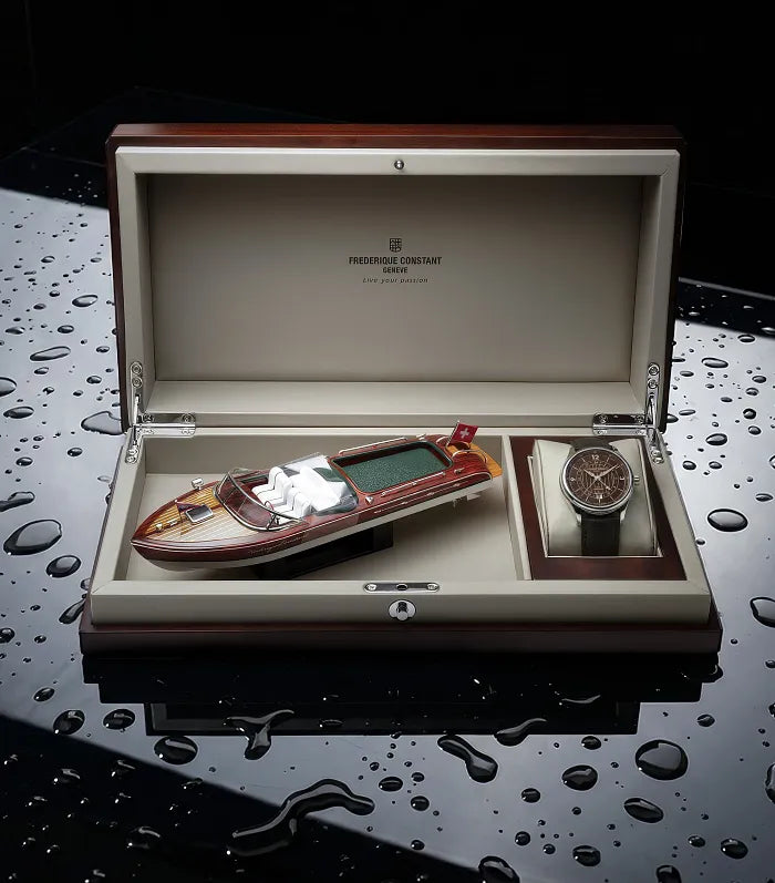 Frederique Constant Classics Runabout Automatic GMT Brown 42mm FC350RBR5B6 packaging product shot