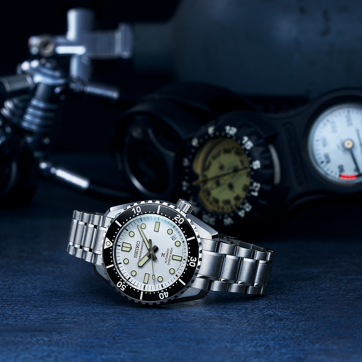 Seiko Prospex Marinemaster 1968 Heritage Diver’s White 42mm SLA077 product shot