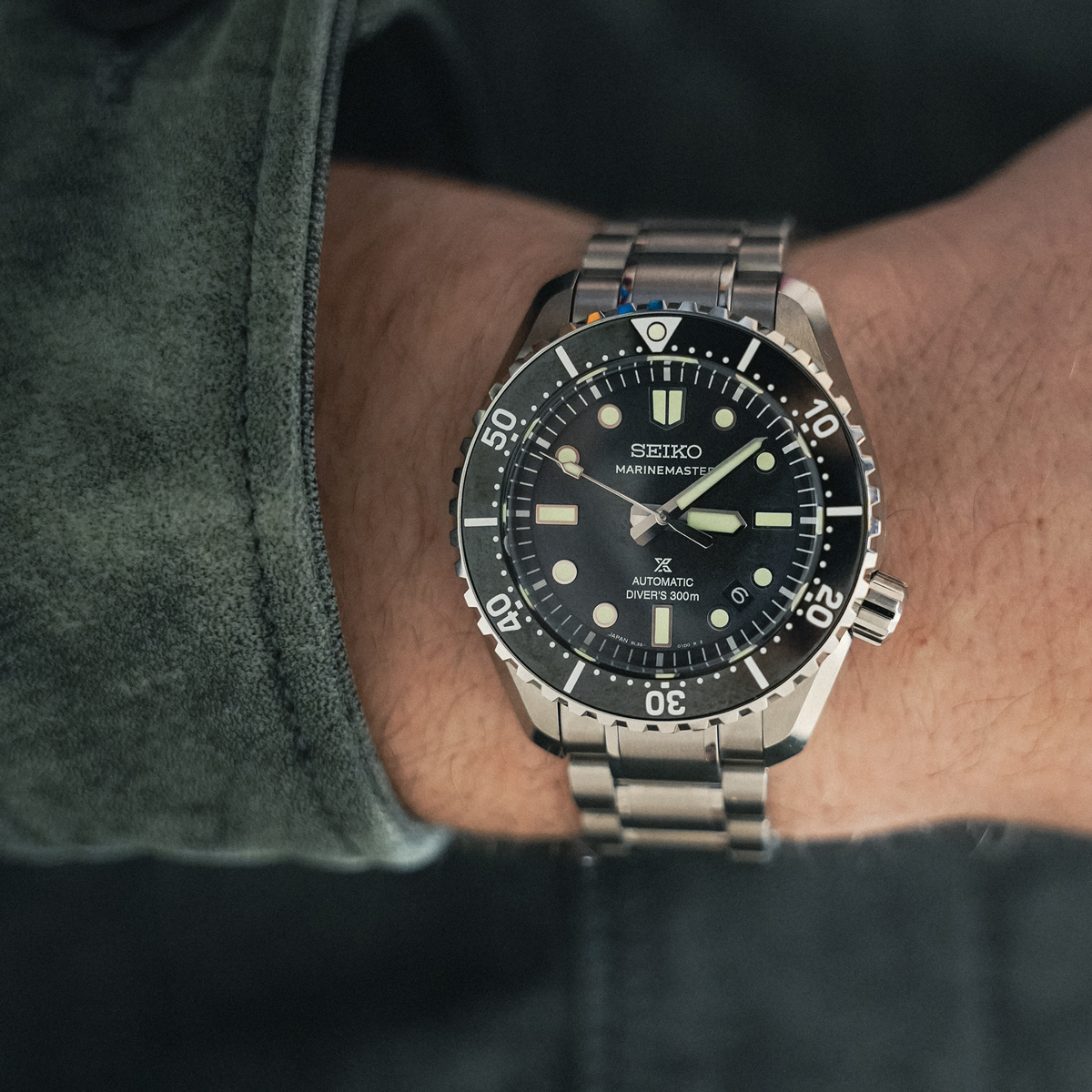 Seiko Prospex Marinemaster 1968 Heritage Diver Black 42mm SLA079 model wrist shot