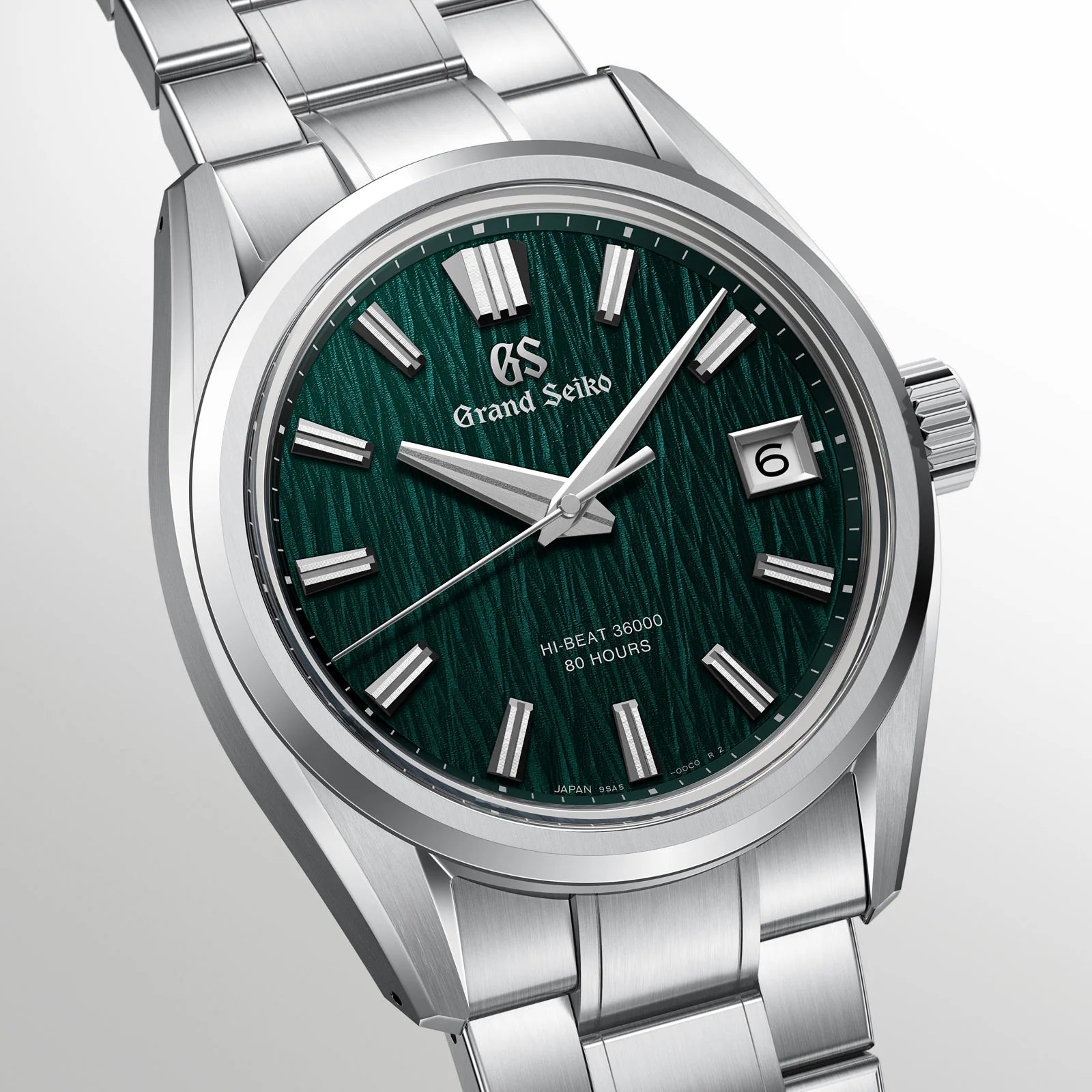 Angled View of Grand Seiko Evolution 9 Collection Hi-Beat 36000 80 Hours 'Green Birch' SLGH033