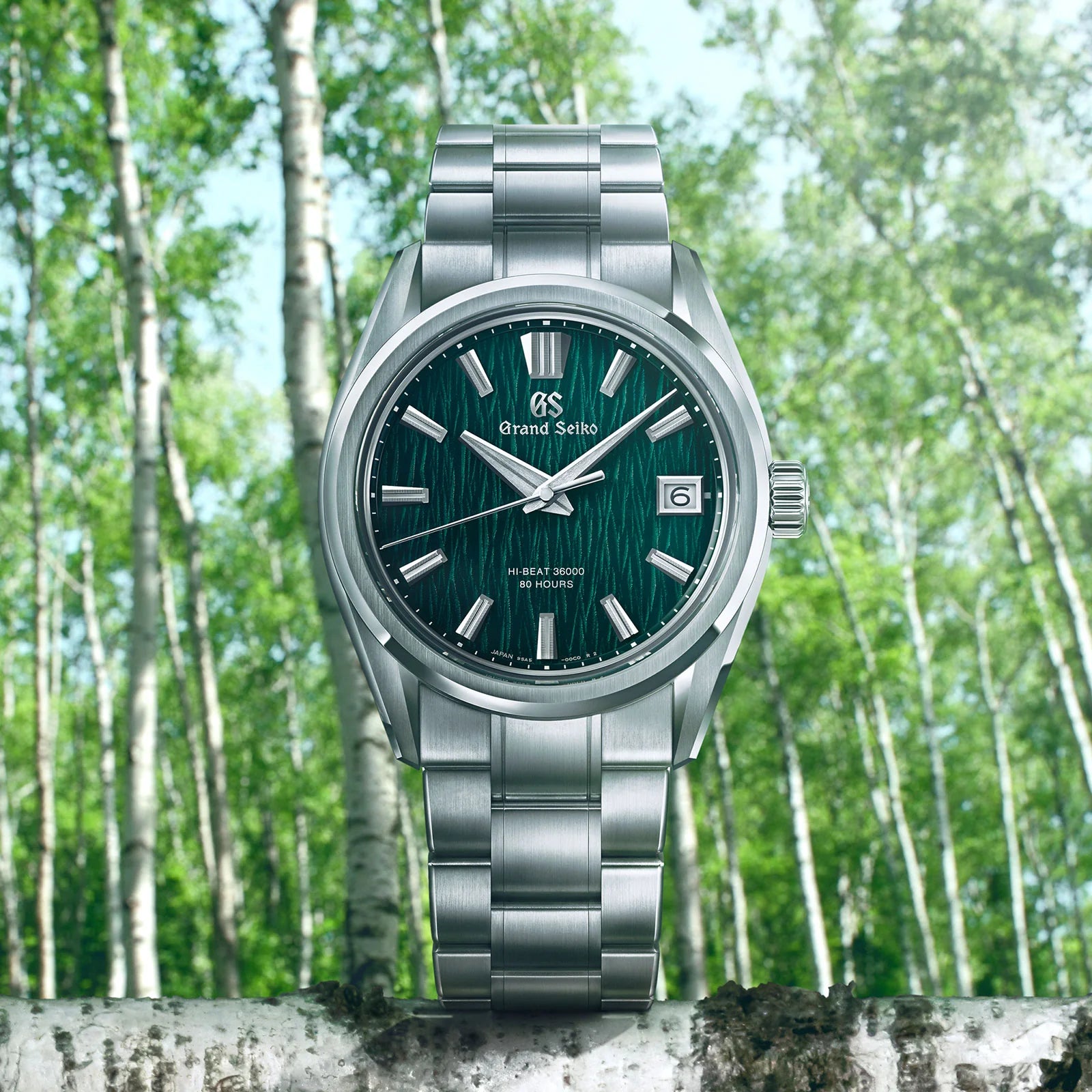 Front View of Grand Seiko Evolution 9 Collection Hi-Beat 36000 80 Hours 'Green Birch' SLGH033