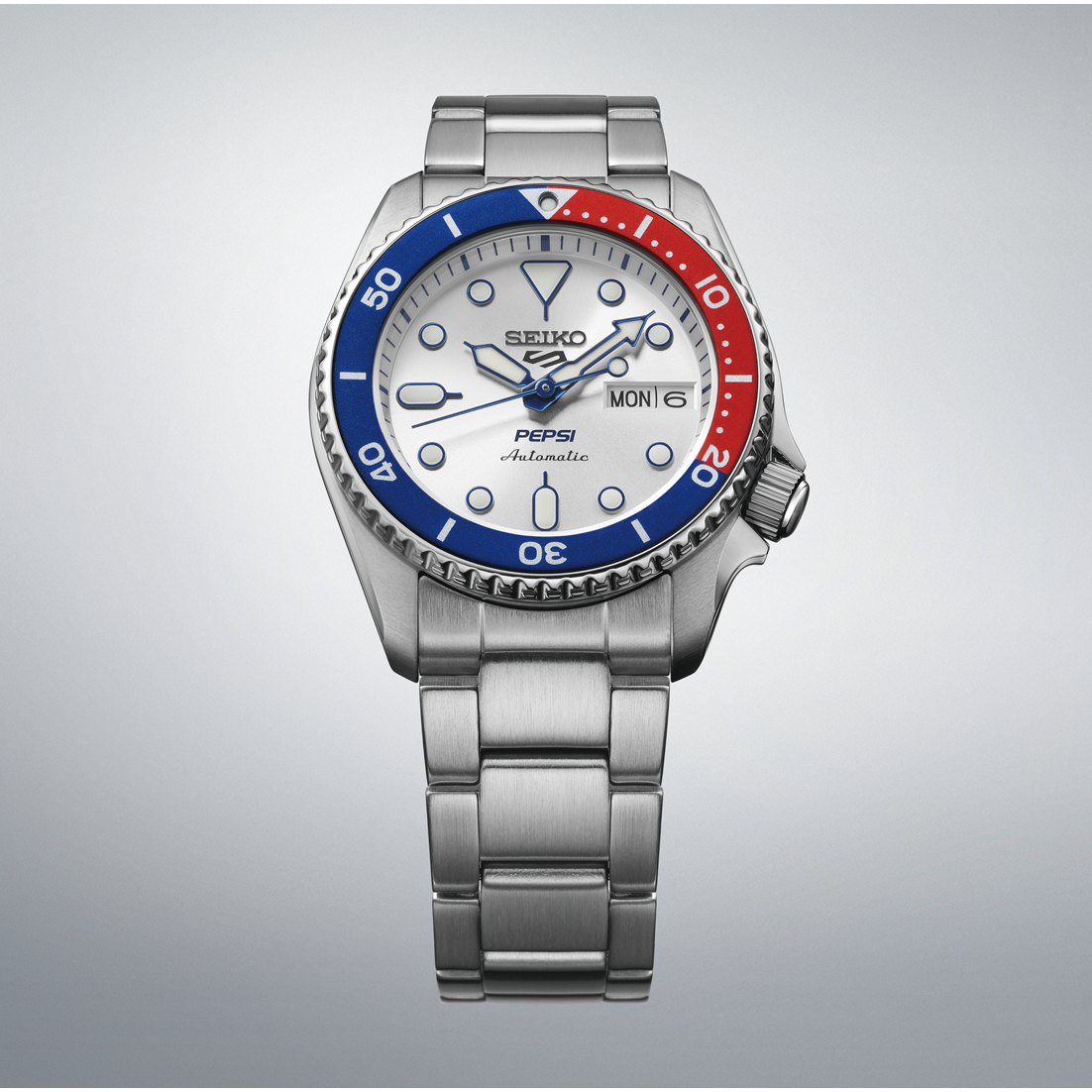 Seiko 5 Sports Pepsi Limited Edition SRPL99 soldier shot