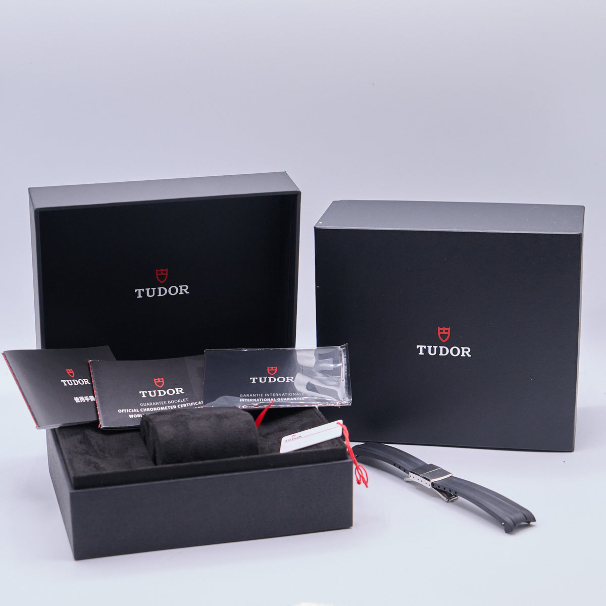 Tudor Black Bay 54 Diver's Watch Black 37mm box warranty strap