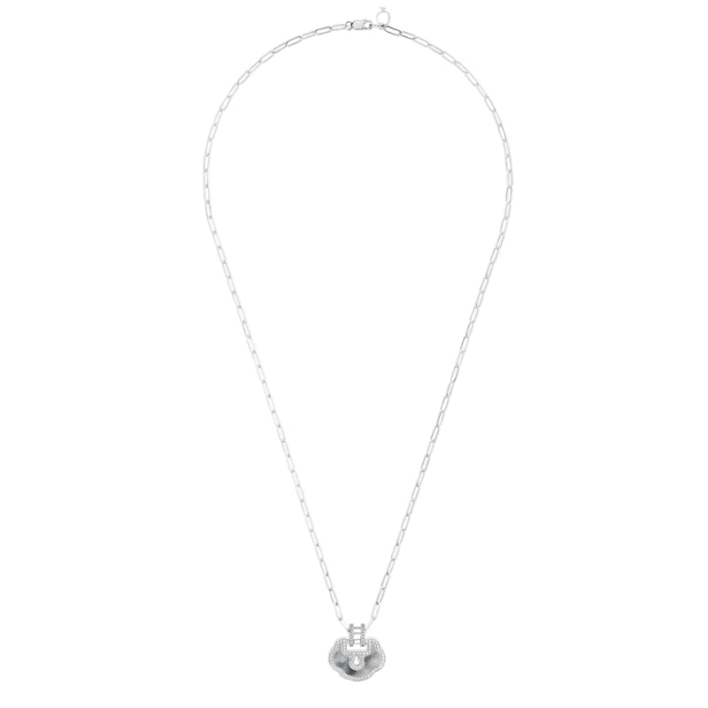 Full View Of Qeelin Yu Yi grande necklace 18K white gold set with jade diamonds.
