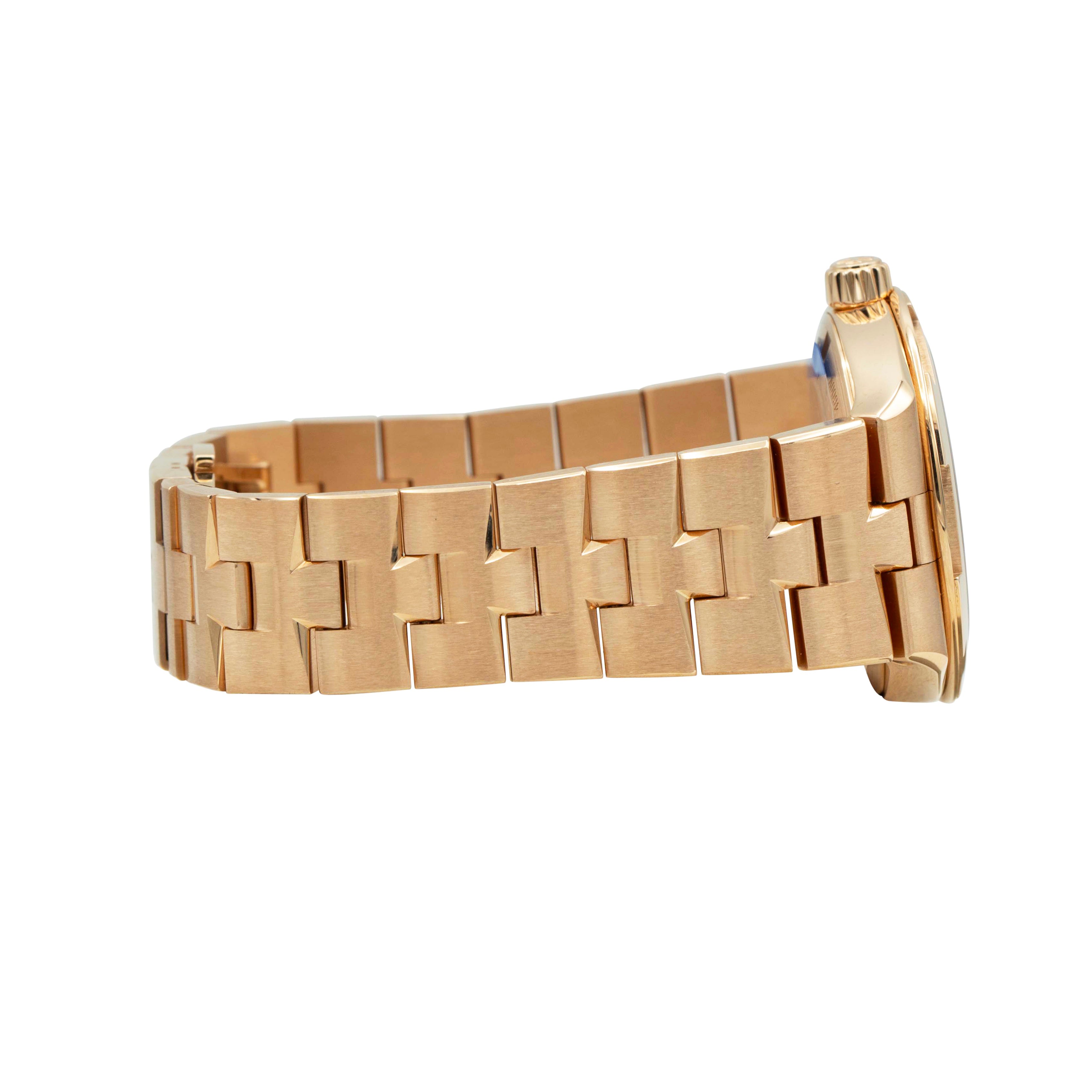 Vacheron Constantin 4600V/200R-B979 Pink Gold Overseas Blue Dial 34.5mm Watch bracelet 2