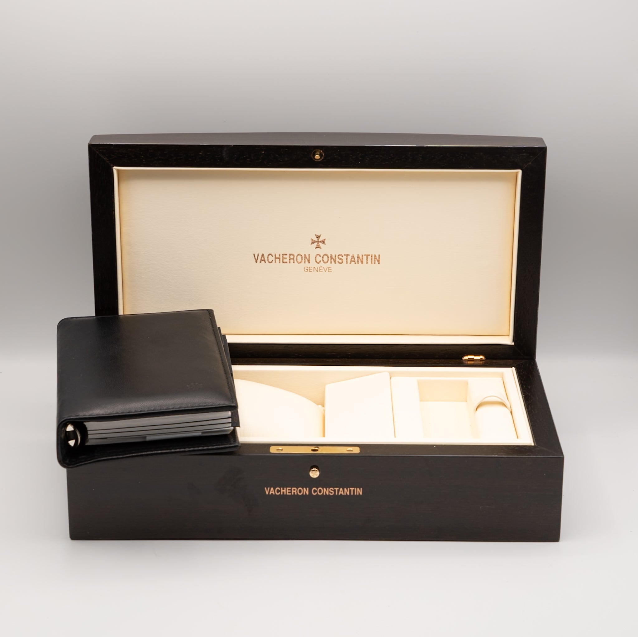 Vacheron Constantin 47031/000P-8956 Malte Platinum Perpetual Calendar Watch box 2