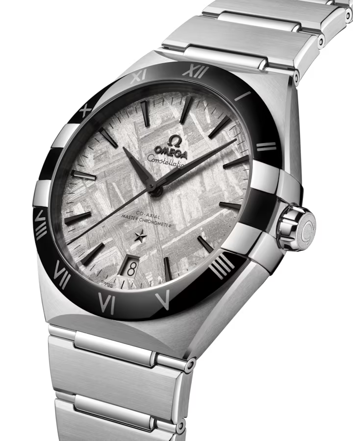  131.30.41.21.99.001  angle view