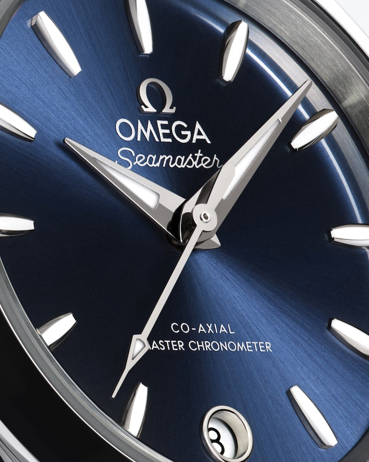Dial view of Omega Seamaster Aqua Terra 150M 30mm 220.10.30.20.03.001