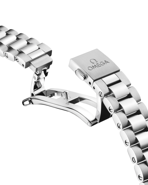 Clasp view of Omega Seamaster Aqua Terra 150M 41 mm, steel on steel
