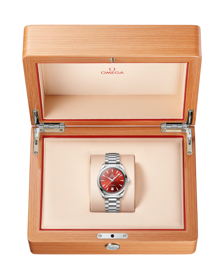 Omega Seamaster Aqua Terra Shades Terracotta Red 38mm 22010382013003 box