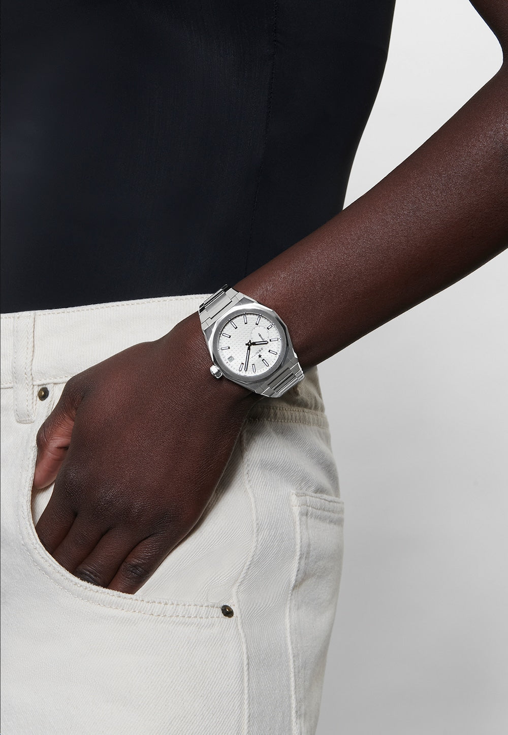 Zenith 03.9300.3620/01.I001 Defy Skyline 41mm White Dial Watch