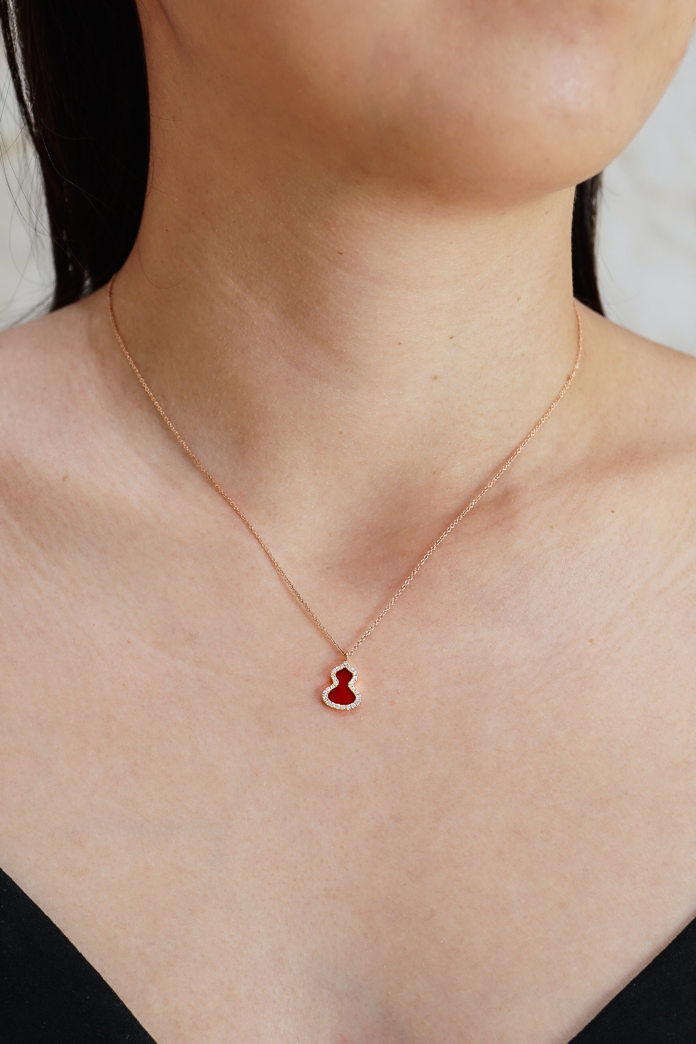 WUNPT6DRGRA | Qeelin Wulu Necklace Red Agate WU-NL0006D-RGDRA