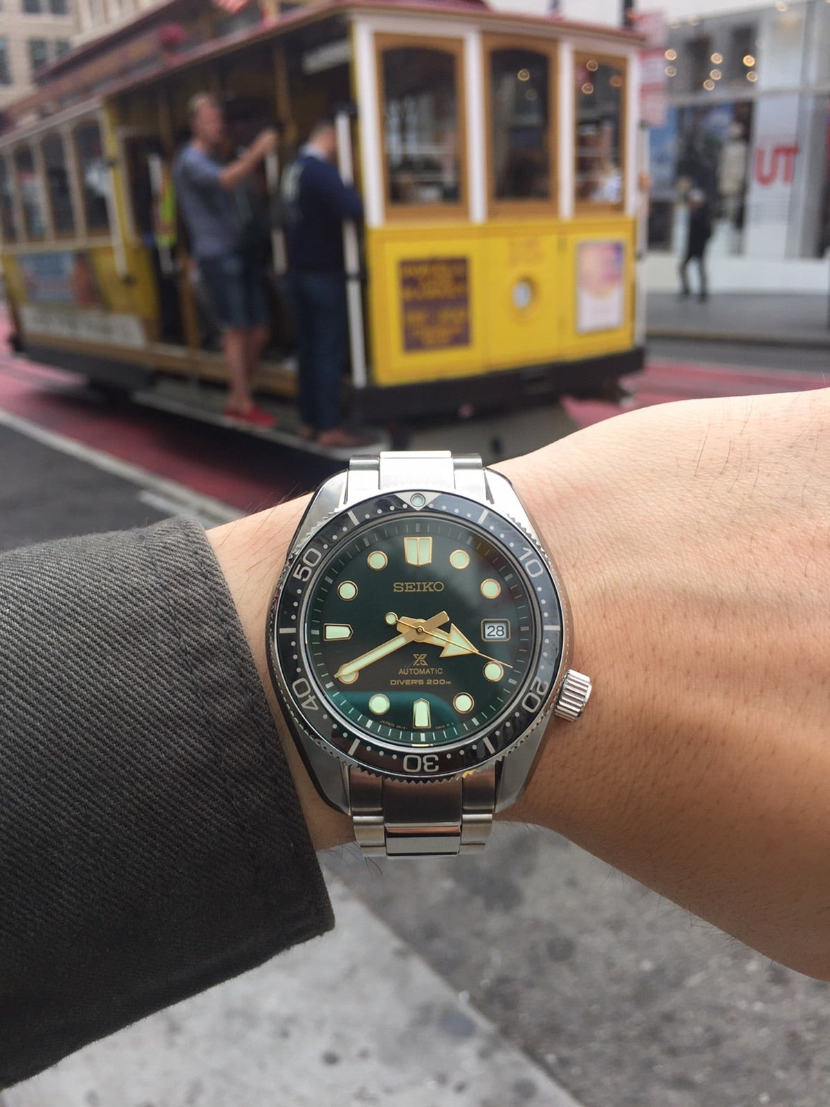 Seiko Prospex SPB105 Green Dial Divers 200m Wrist Shot Carat & Co. Authorized Retailer