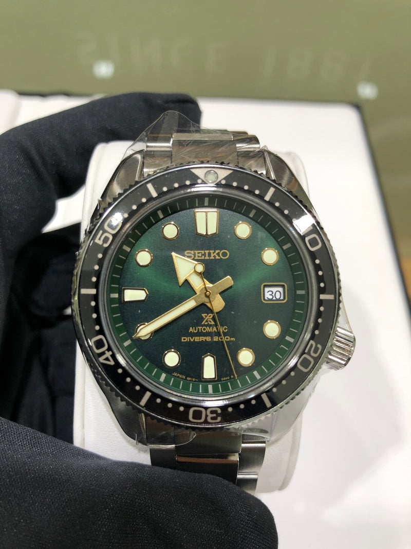 Seiko Prospex SPB105 Green Dial Divers 200m 